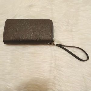 ❌SOLD❌NWOT Floral Wallet